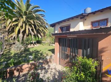 Casa de 6 ambientes, Valle Hermoso · Casa en Venta C/ Cochera en Valle Hermoso