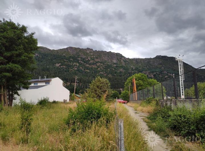 Terreno · 954m²