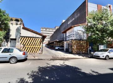 Garage · 916m² · Playa de Estacionamiento en Venta en Barrio Centro