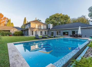 Casa · 450m² · 9 Ambientes · 4 Cocheras · Casa en Venta San Diego Country Club Moreno