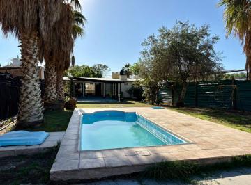 Terreno · 754m² · Se Vende Terreno con Obra Gruesa Mas Quincho y Pileta, Gllen, Mza.