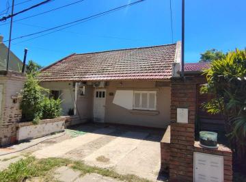 Casa · 78m² · 4 Ambientes · 1 Cochera · Casa Facundo Zuviria 2 Dorm.