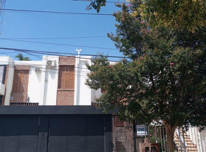 PH · 110m² · 1 Ambiente · 1 Cochera