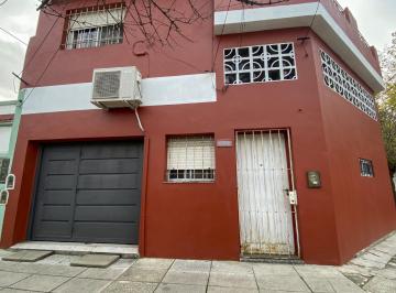 PH · 135m² · 5 Ambientes · 1 Cochera · Venta PH 4 Ambientes Entarada Independiente Cochera 2 Terrazas