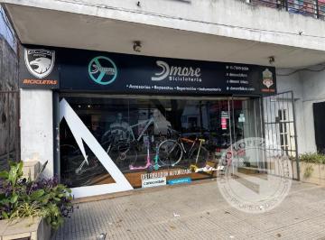 Local comercial · 260m² · Gran Depósito con Salón en Villa Martelli
