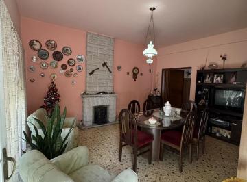 PH · 115m² · 4 Ambientes · Venta PH en El Palomar Zona Emaus