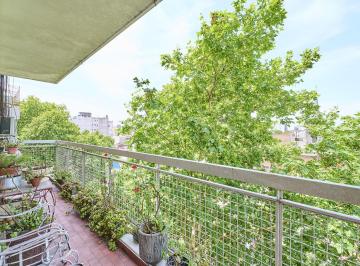 Departamento · 91m² · 4 Ambientes · Venta Departamento 4 Ambientes C/balcón Al Frente C/dependencia - Piso Alto - Floresta
