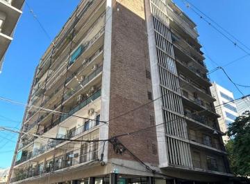 Departamento de 7 ambientes, Rosario · Departamento en Venta de 3 Dorm. - Ideal Para Reciclado