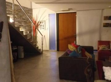 Casa · 180m² · 6 Ambientes · 1 Cochera · Dúplex en Venta Chacra del Norte Tres Dorm. con Escritura - Galeria Cerrada, Pileta