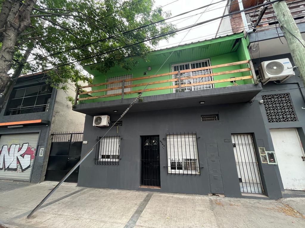 Av. Rolon al 2000,  Béccar, San Isidro