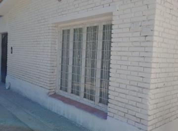 Casa de 7 ambientes, Guaymallén · Vende Casa! Calle Brandsen, Dorrego, Guaymallén.