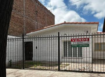 Casa de 7 ambientes, Guaymallén · Vende Casa! Calle Brandsen, Dorrego, Guaymallén.