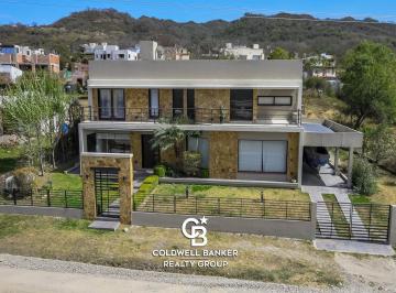 Casa · 267m² · 7 Ambientes · 1 Cochera · Casa en Venta en Las Vertientes, Vaqueros