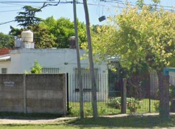Casa · 85m² · 6 Ambientes · 3 Cocheras · Santilli - Mñor. Novak 347 Km 26 Esq La Zamba Florencio Varela