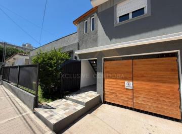 Casa de 5 ambientes, Villa Carlos Paz · Casa en Venta Villa Carlos Paz - Barrio Centro