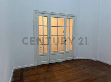 Departamento · 67m² · 2 Ambientes · Departamento en Venta 2 Amb en Sarmiento y Uruguay Varios Destinos