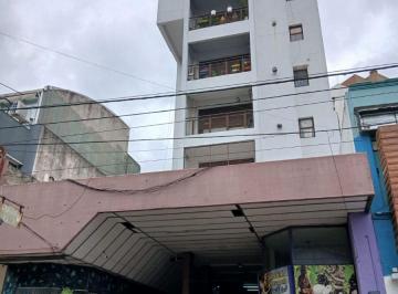 Oficina comercial de 2 ambientes, Almirante Brown · Oficina en 1er Piso 2amb Vista Este