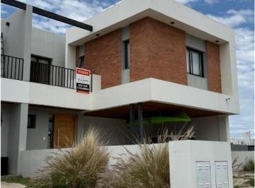 PH · 110m² · 4 Ambientes · 2 Cocheras · San Ignacio Village - 3 Dor. 3 Baños Cochera Cubierta Para 2 Autos