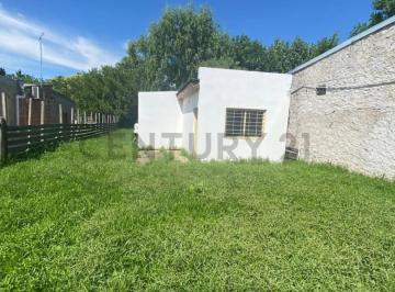 Casa · 30m² · 2 Ambientes · Casa en Venta