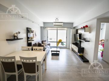 Departamento · 56m² · 3 Ambientes · 1 Cochera · Venta - Departamento 3 Ambientes con Cochera en Pb - Zabala Al 2600