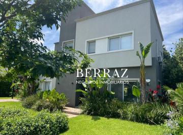 Casa · 185m² · 5 Ambientes · 2 Cocheras · Casa Venta 4 Dorm. Haras Santa María, Lote de 1040 m² Escobar