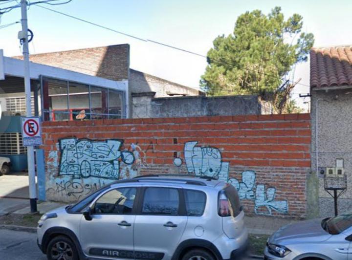 Terreno · 450m²