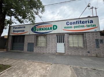 Casa · 362m² · 4 Ambientes · 2 Cocheras · Local Comercial con Depósitos + Casa en Barrio Fátima