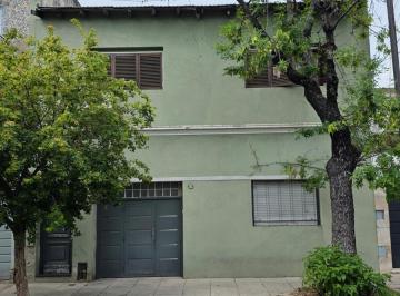 PH · 200m² · 6 Ambientes · 2 Cocheras · PH en Parque Chacabuco