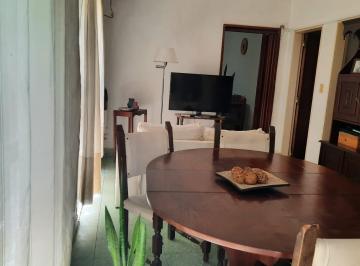 Casa · 80m² · 2 Dormitorios · 1 Cochera · Casa en La Plata