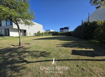 Terreno · 500m² · Lote en Venta en Barrio Castaños, Nordelta. Interno, Primera Línea