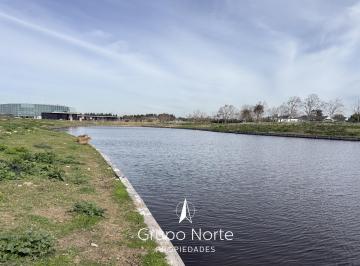 Terreno · 696m² · Terreno en Venta Al Lago en Nordelta, Silvestre Financiación Directa de Nordelta!