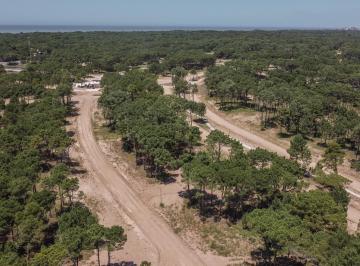 Terreno · 1096m² · Lote en Venta Pinamar Bosques