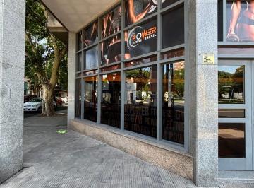 Local comercial de 4 ambientes, Rosario · Local Comercial en Esquina - Santa Fe 3800