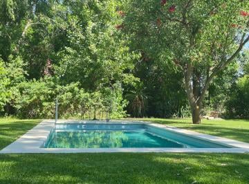 Casa de 5 ambientes, Exaltación de la Cruz · Quinta en Comarca del Sol con Seguridad, Pileta, Quincho