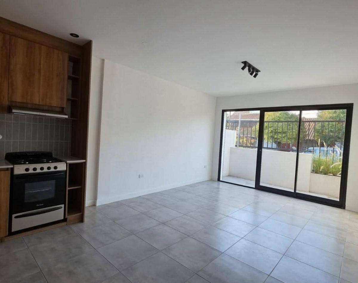 PH 2 amb, 45m² con dos patios — San José