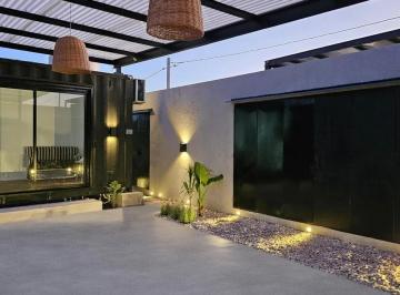 Casa · 45m² · 2 Ambientes · Casa en Venta - 1 Dormitorio 1 Baño - Carlos Spegazzini