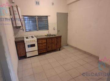 PH · 21m² · 2 Ambientes · PH en Venta Sobre Av Avellaneda