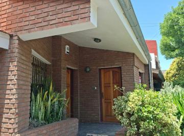 Casa de 1 ambiente, Córdoba · Venta: Casa 3 Dormi + Escritorio B° Poeta Lugones