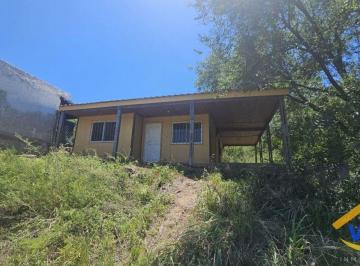 Casa de 4 ambientes, Santa María · Casa en Venta C/ Cochera en Santa María de Punilla