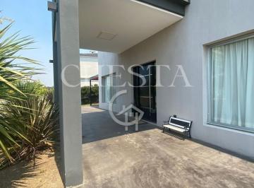 Casa · 350m² · 6 Ambientes · 1 Cochera · Casa en Venta en Altos de Campo Grande, Pilar, G. B. a. Zona Norte