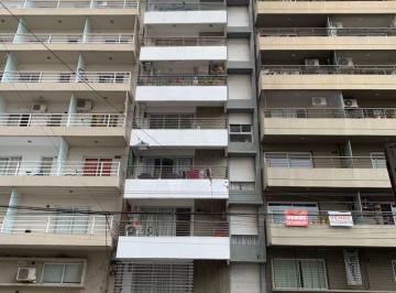 Departamento de 1 ambiente, Rosario · San Juan 672 01 - 02