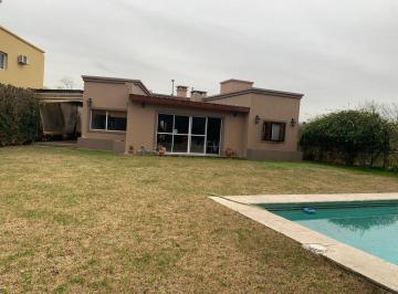 Casa de 4 ambientes, Pilar · Hermosa Casa de 3 Dorm. en Los Potrillos