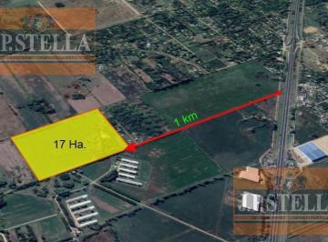 Terreno · 696m² · 4 Ambientes · 2 Fracciones 9 y 8 Ha Total 17 Ha (Juntas o Separadas) Casa Ppcial y de Caseros - Gral Rodriguez
