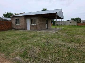 Casa · 60m² · 2 Dormitorios · 1 Cochera · Vendo Casa en Herrera, Entre Ríos.