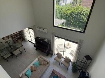Casa · 100m² · 3 Ambientes · 1 Cochera · Alquiler Semanal/mensual Duplex en Las Piedras Valle Esc