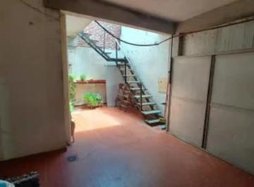 PH de 3 ambientes, Avellaneda · “oportunidad Única: PH de 3 Ambientes con Segunda Vivienda en Const. en Primer Piso Villa Dominico"