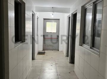Local comercial · 101m² · 5 Ambientes · Venta Local Comercial a La Calle San Telmo