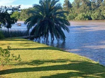 Casa · 90m² · 4 Ambientes · Casa en Parana de Las Palmas Tigre