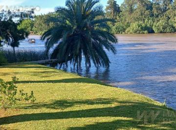 Casa · 90m² · 4 Ambientes · Casa en Parana de Las Palmas Tigre