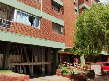 Departamento · 57m² · 3 Ambientes · 1 Cochera · Departamento 3 Ambientes Moron Centro con Cochera